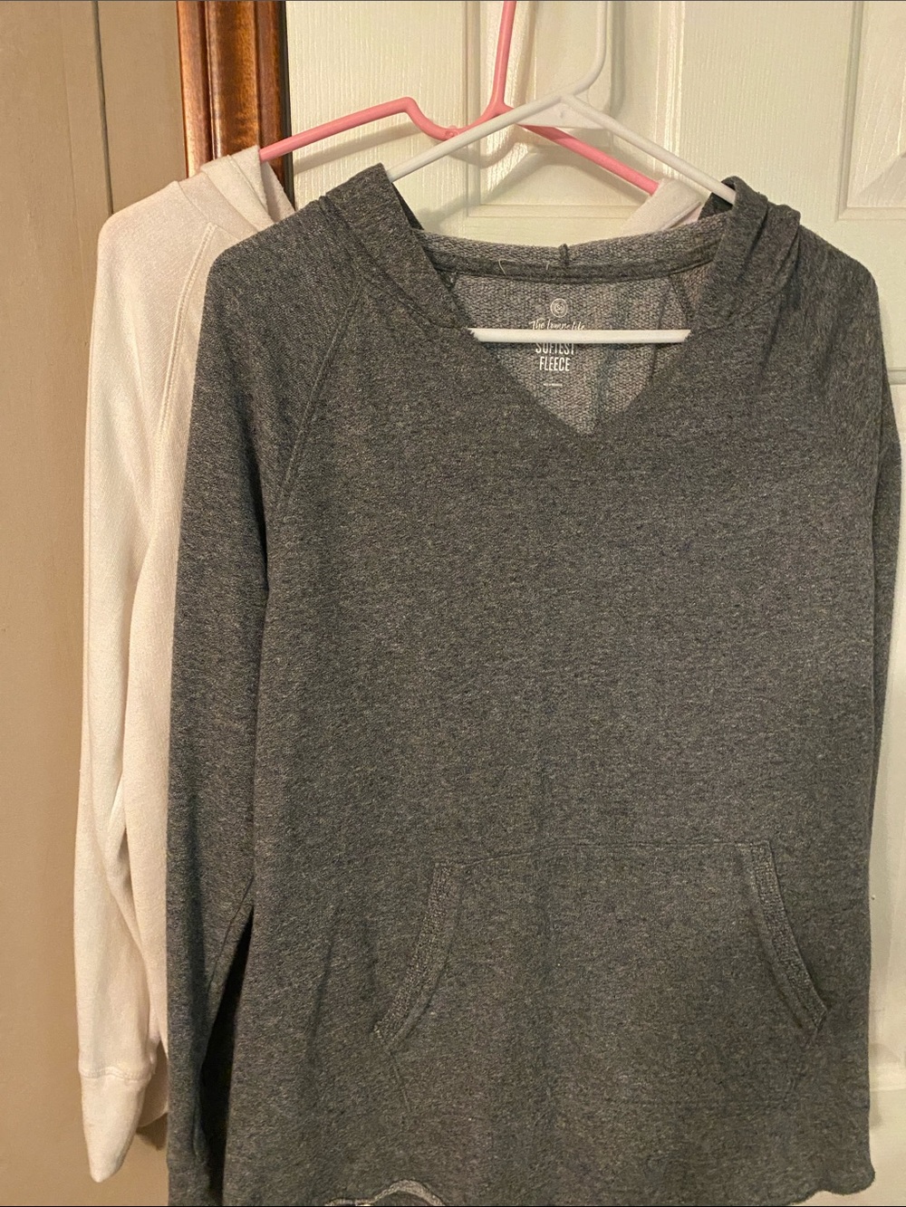 SO Gray & White Pullover Fleece Hoodie Set